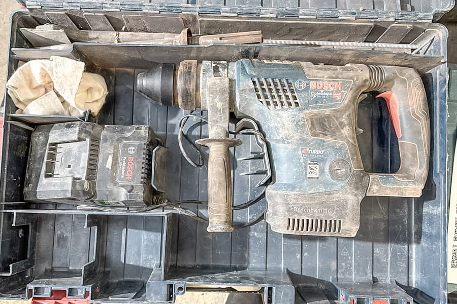 Akku-Stemmhammer Bosch BGH 18V 34CF